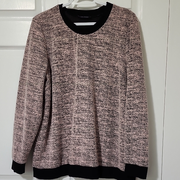 Pink and Black Crew Neck Sweater with Textured Knit - Picture 1 of 4